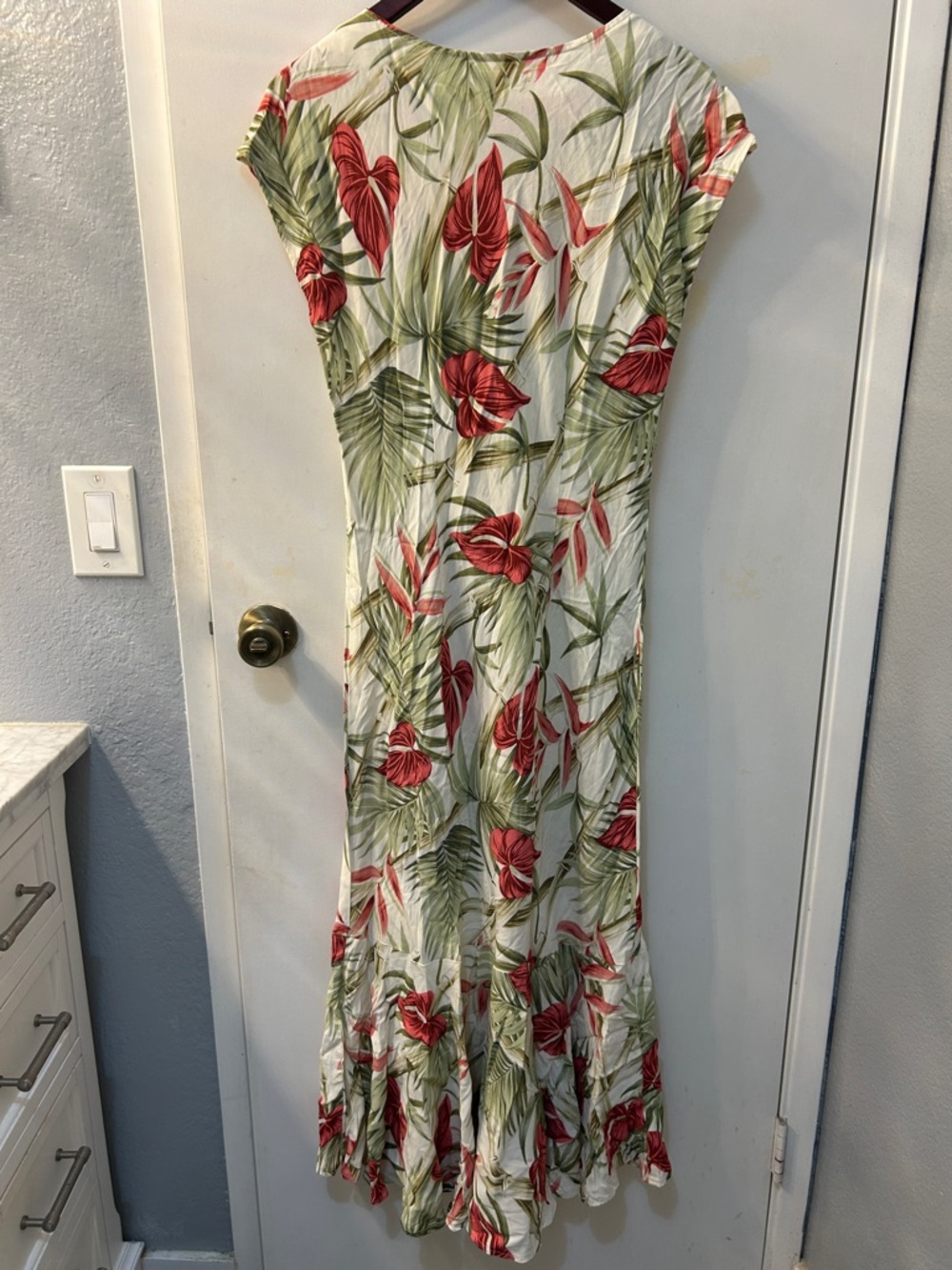 KAUA’IANA Women's Floral V-Neck Floral Print Muumuu, Sz Large - Picture 5 of 6